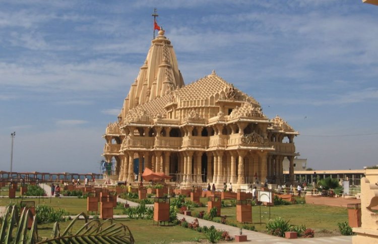 सोमनाथ ज्योतिर्लिंग का सम्पूर्ण इतिहास, महत्व, कथा और पूजा विधि | Jyotirling.com